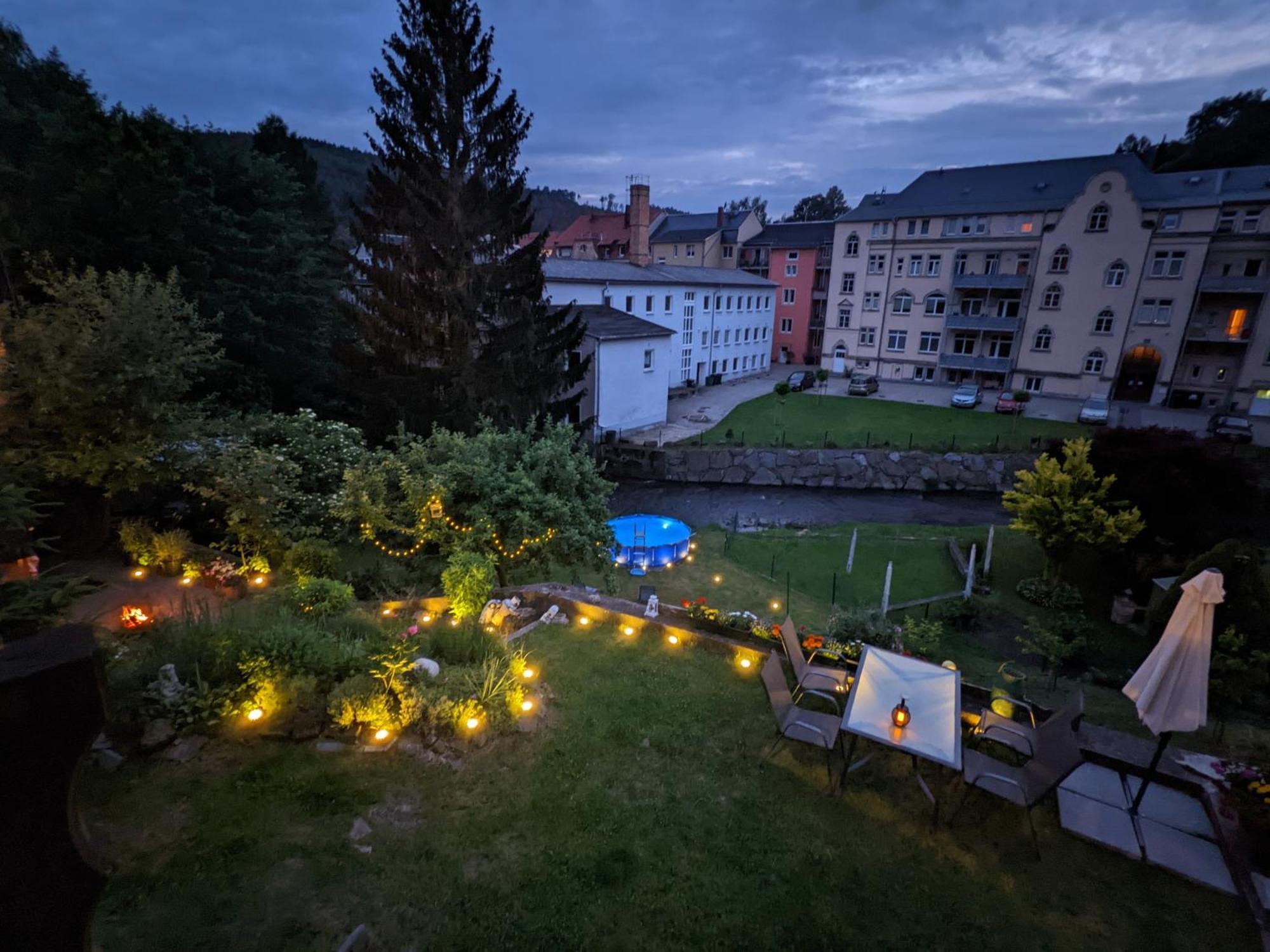 Ut - Urlaubsmagie - Urlaubstraum Mit Whirlpool, Pool & Sauna Зебниц Екстериор снимка