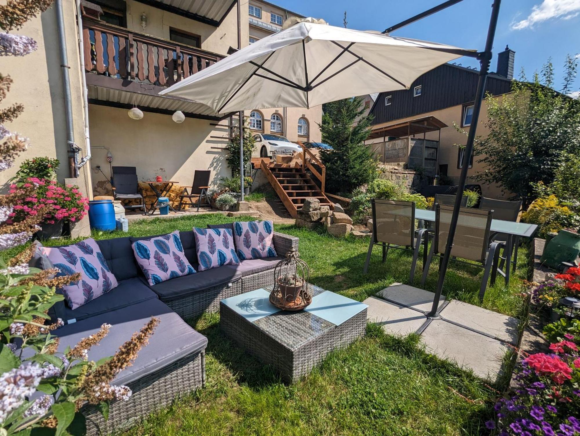 Ut - Urlaubsmagie - Urlaubstraum Mit Whirlpool, Pool & Sauna Зебниц Екстериор снимка